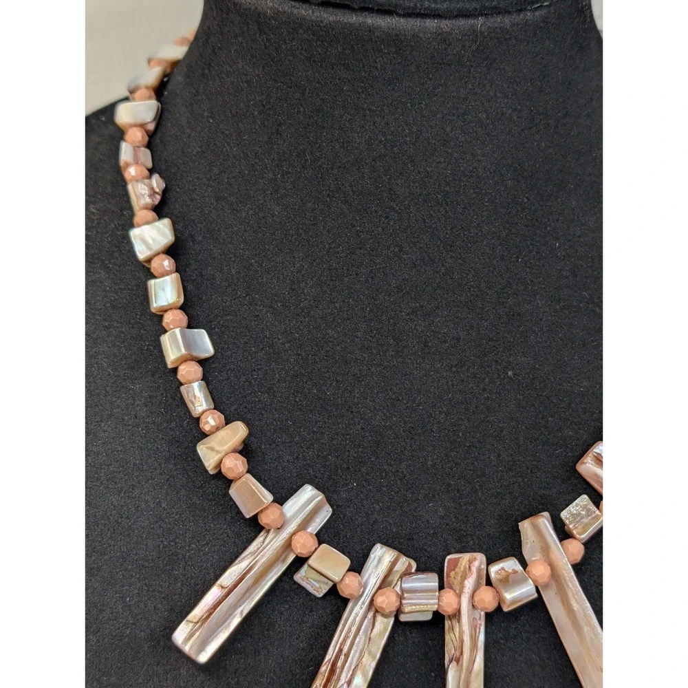 Vintage Silver Twist Barrel with Orange Shell Disk Statement Necklace‎
